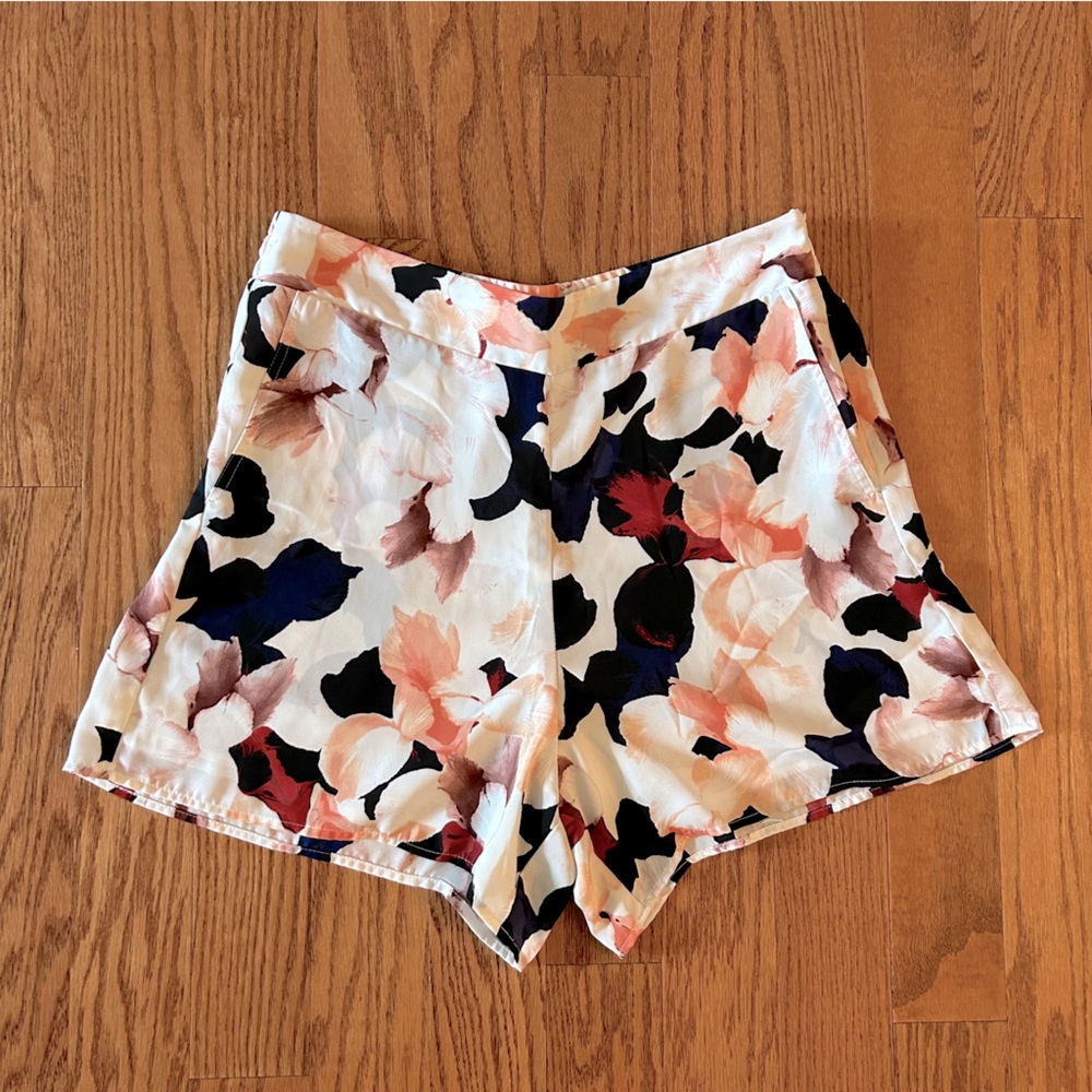 1.STATE | floral high waisted shorts